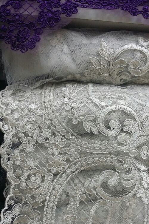 Atelier croitorie si design Pagină